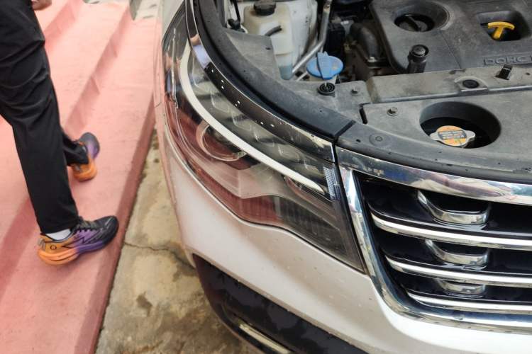 Used Kia Sportage R 2019 2.0L Automatic Smart Luxury Edition Right Front Headlight