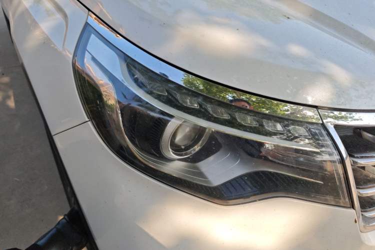Used Kia Sportage R 2019 2.0L Automatic Smart Luxury Edition Right Front Headlight