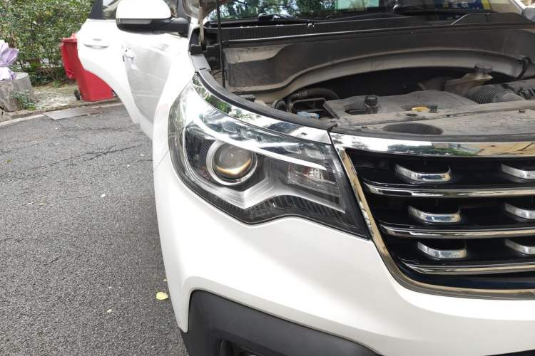 Used Kia Sportage R 2019 2.0L Automatic Smart Luxury Edition Right Front Headlight