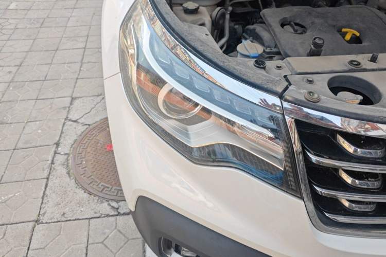Used Kia Sportage R 2019 2.0L Automatic Smart Luxury Edition Right Front Headlight