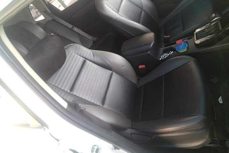 Used Kia Sportage R 2019 2.0L Automatic Smart Luxury Edition Right Front Seat