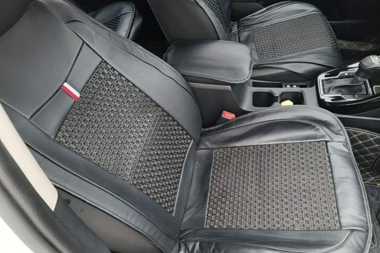 Used Kia Sportage R 2019 2.0L Automatic Smart Luxury Edition Right Front Seat