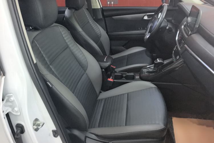 Used Kia Sportage R 2019 2.0L Automatic Smart Luxury Edition Right Front Seat