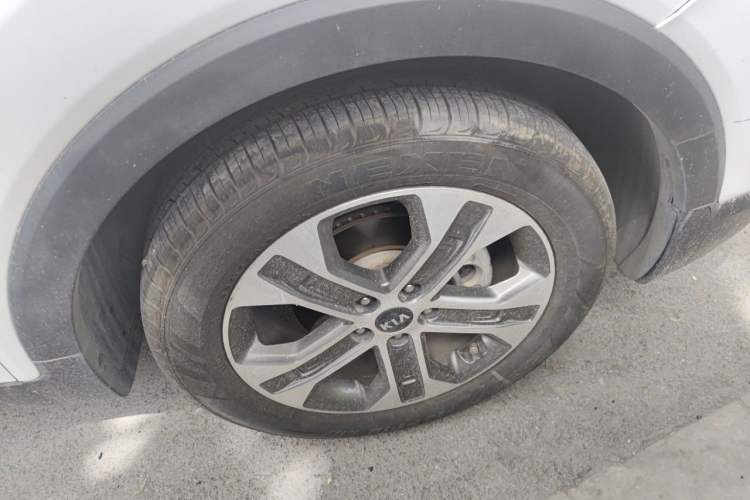 Used Kia Sportage R 2019 2.0L Automatic Smart Luxury Edition Right Front Wheel Hub