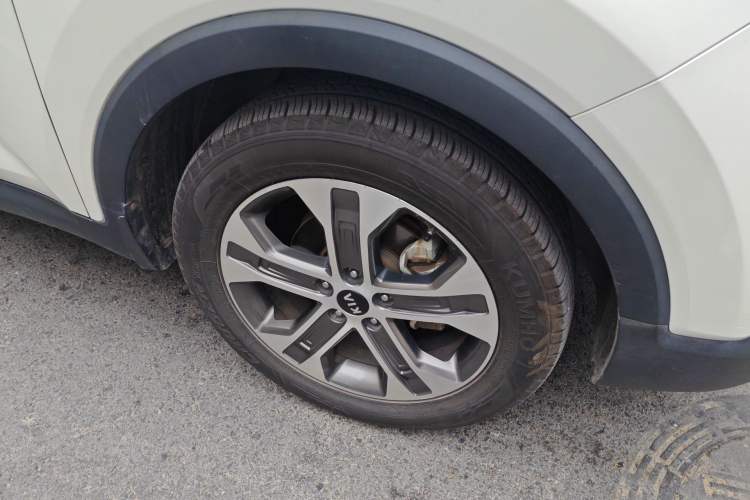 Used Kia Sportage R 2019 2.0L Automatic Smart Luxury Edition Right Front Wheel Hub