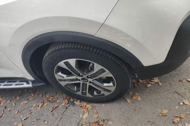 Used Kia Sportage R 2019 2.0L Automatic Smart Luxury Edition Right Front Wheel Hub
