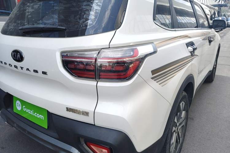 Used Kia Sportage R 2019 2.0L Automatic Smart Luxury Edition Right Rear Taillight