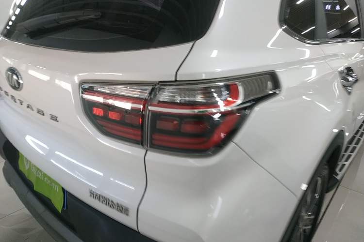 Used Kia Sportage R 2019 2.0L Automatic Smart Luxury Edition Right Rear Taillight