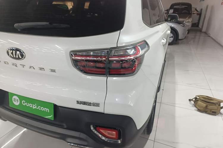 Used Kia Sportage R 2019 2.0L Automatic Smart Luxury Edition Right Rear Taillight