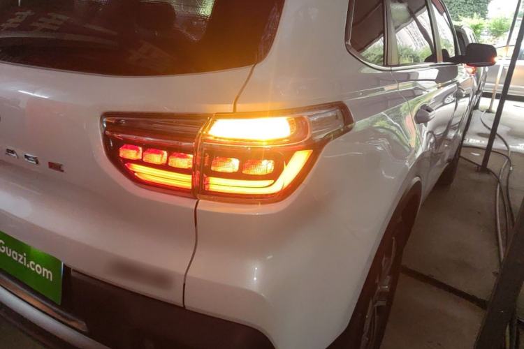Used Kia Sportage R 2019 2.0L Automatic Smart Luxury Edition Right Rear Taillight