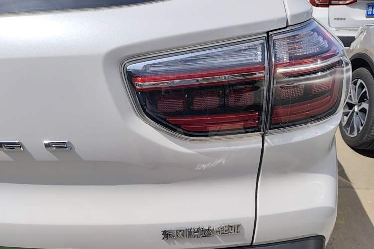 Used Kia Sportage R 2019 2.0L Automatic Smart Luxury Edition Right Rear Taillight