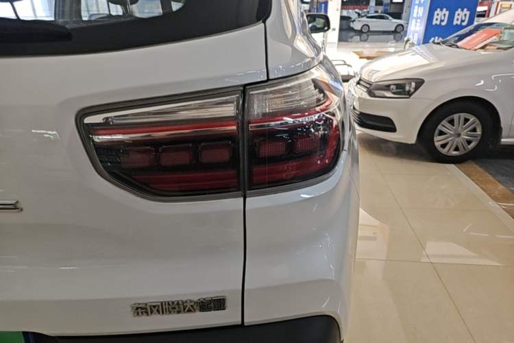 Used Kia Sportage R 2019 2.0L Automatic Smart Luxury Edition Right Rear Taillight