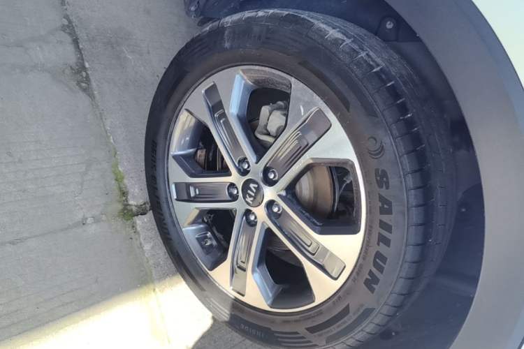 Used Kia Sportage R 2019 2.0L Automatic Smart Luxury Edition Right Rear Wheel Hub
