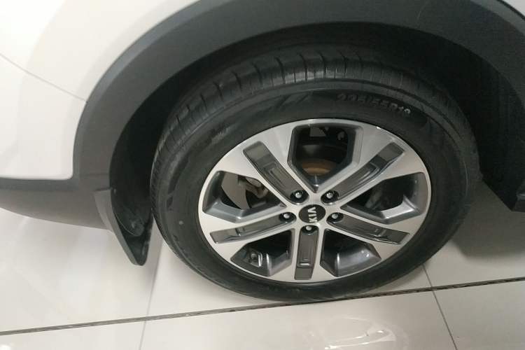Used Kia Sportage R 2019 2.0L Automatic Smart Luxury Edition Right Rear Wheel Hub