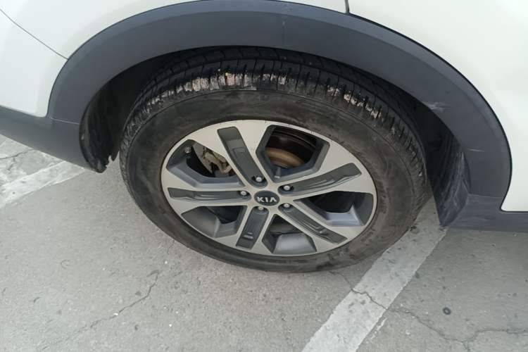 Used Kia Sportage R 2019 2.0L Automatic Smart Luxury Edition Right Rear Wheel Hub
