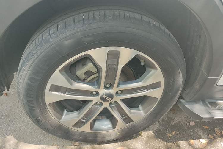 Used Kia Sportage R 2019 2.0L Automatic Smart Luxury Edition Right Rear Wheel Hub
