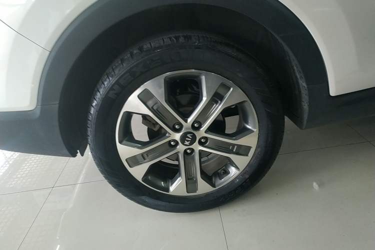 Used Kia Sportage R 2019 2.0L Automatic Smart Luxury Edition Right Rear Wheel Hub