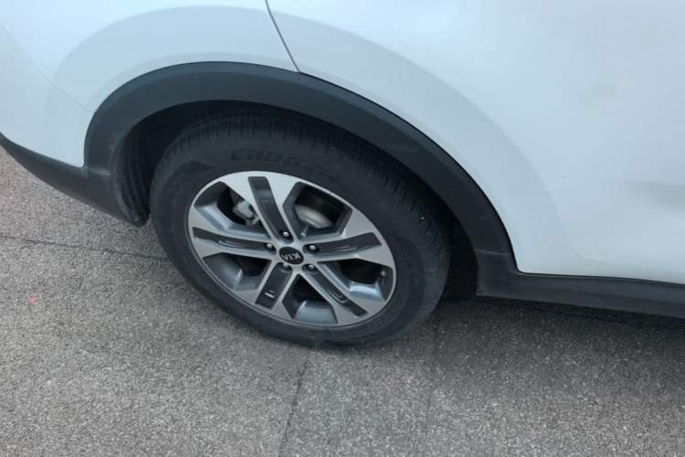 Used Kia Sportage R 2019 2.0L Automatic Smart Luxury Edition Right Rear Wheel Hub