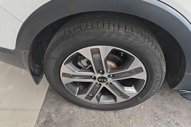 Used Kia Sportage R 2019 2.0L Automatic Smart Luxury Edition Right Rear Wheel Hub