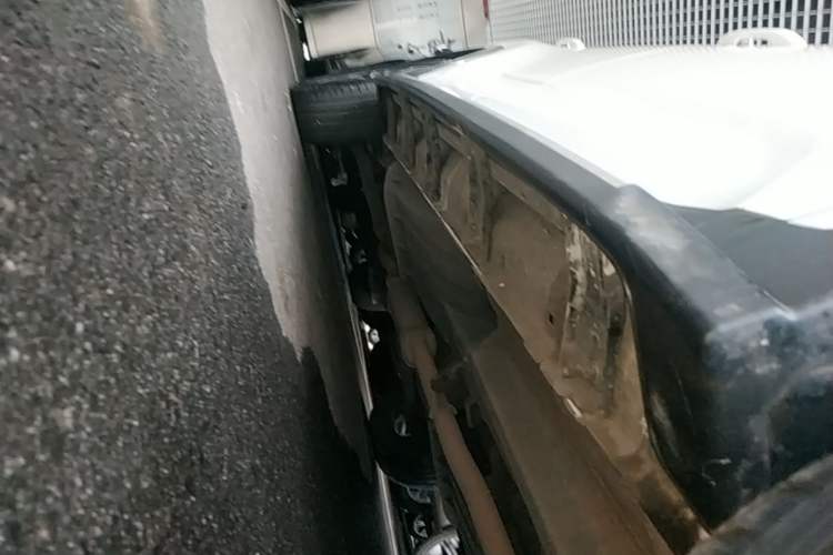 Used Kia Sportage R 2019 2.0L Automatic Smart Luxury Edition Right Side Sill