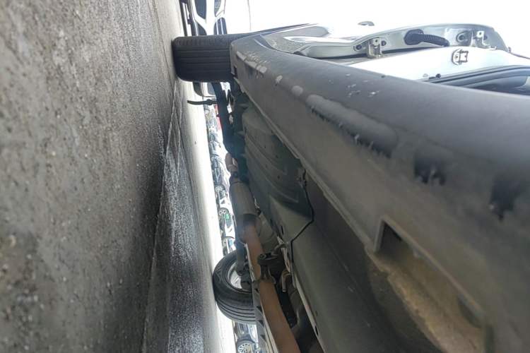 Used Kia Sportage R 2019 2.0L Automatic Smart Luxury Edition Right Side Sill