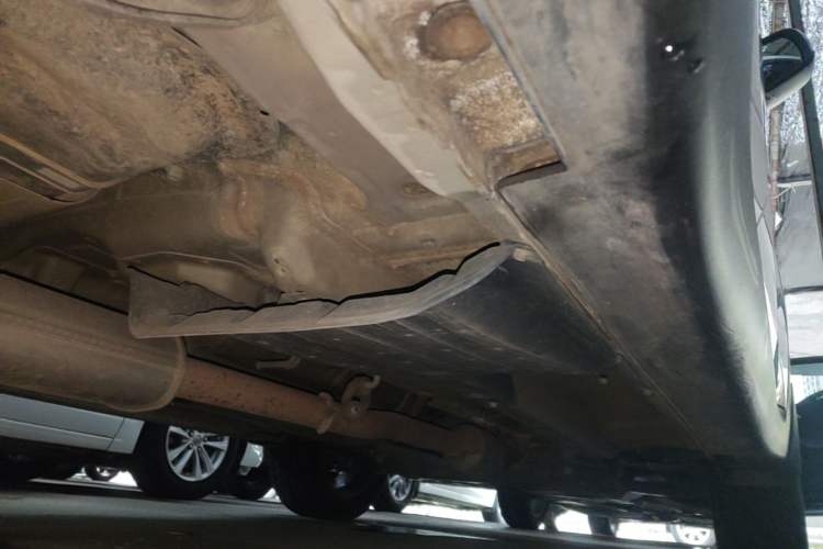 Used Kia Sportage R 2019 2.0L Automatic Smart Luxury Edition Right Side Sill