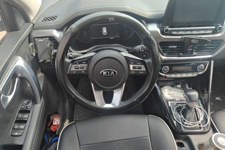 Used Kia Sportage R 2019 2.0L Automatic Smart Luxury Edition Steering Wheel