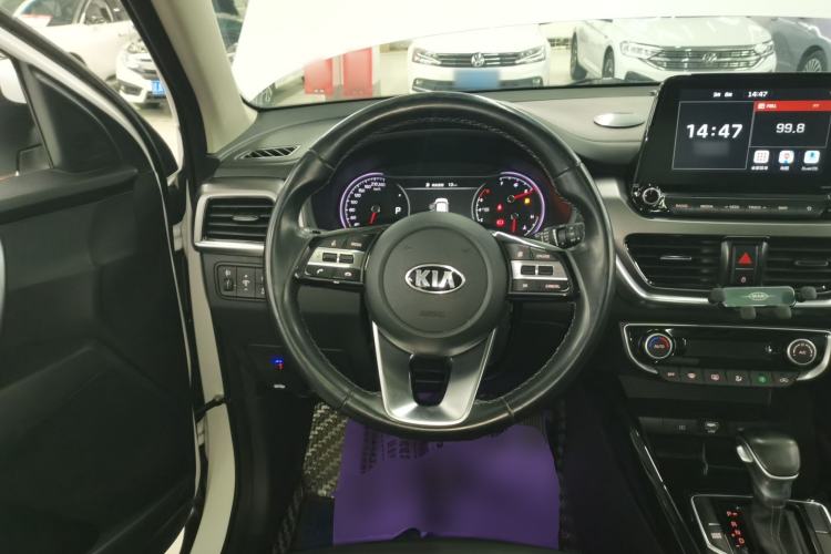 Used Kia Sportage R 2019 2.0L Automatic Smart Luxury Edition Steering Wheel