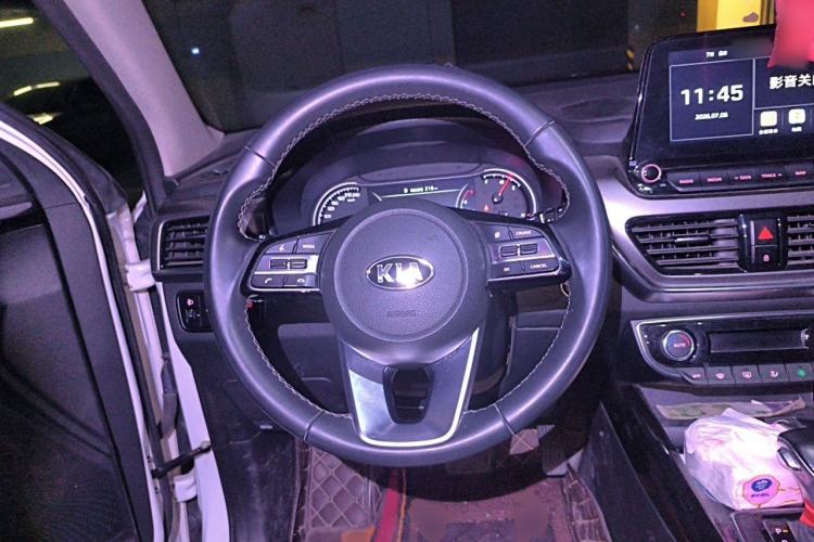 Used Kia Sportage R 2019 2.0L Automatic Smart Luxury Edition Steering Wheel