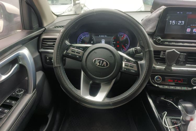 Used Kia Sportage R 2019 2.0L Automatic Smart Luxury Edition Steering Wheel
