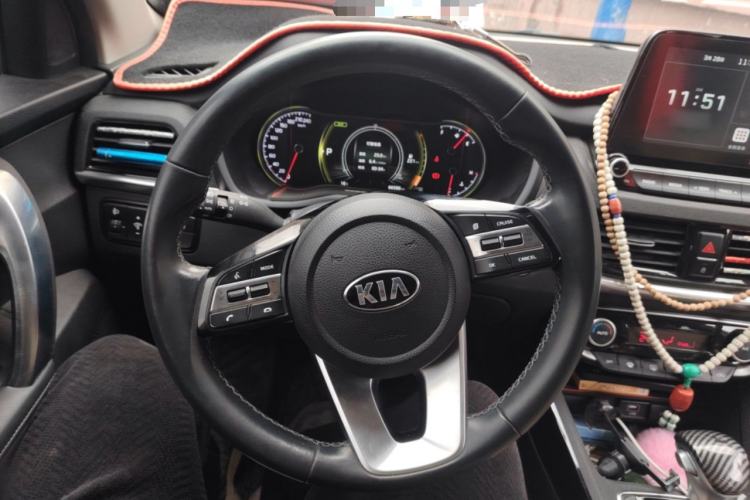 Used Kia Sportage R 2019 2.0L Automatic Smart Luxury Edition Steering Wheel