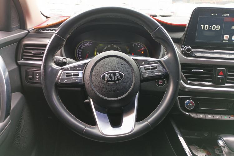 Used Kia Sportage R 2019 2.0L Automatic Smart Luxury Edition Steering Wheel