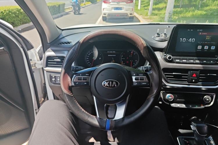 Used Kia Sportage R 2019 2.0L Automatic Smart Luxury Edition Steering Wheel