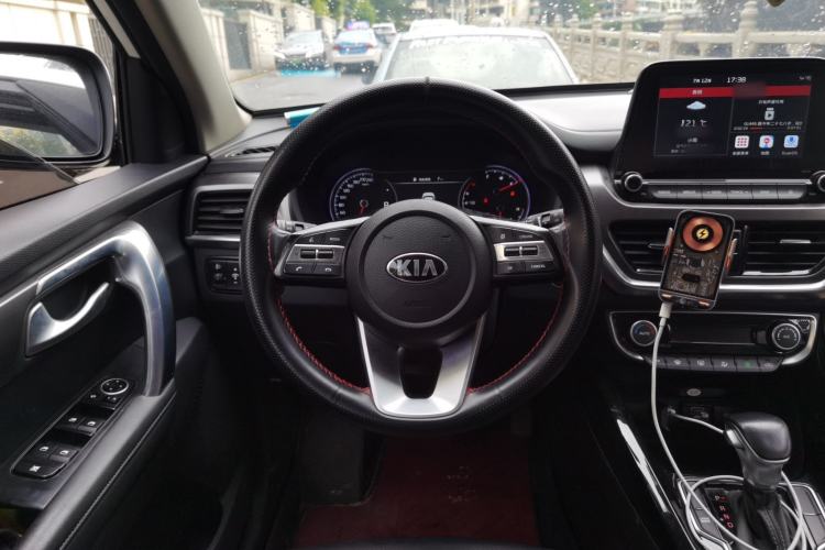 Used Kia Sportage R 2019 2.0L Automatic Smart Luxury Edition Steering Wheel