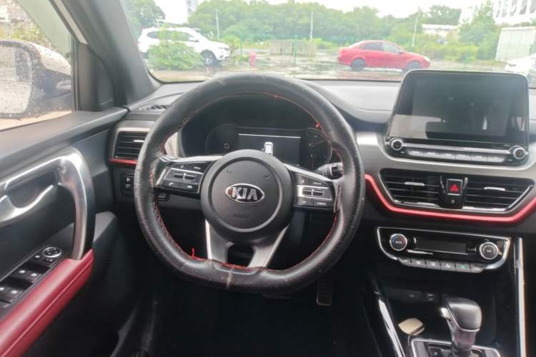 Used Kia Sportage R 2019 1.4T DCT Smart Luxury Edition GLS Steering Wheel