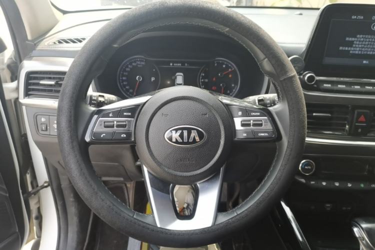 Used Kia Sportage R 2019 2.0L Automatic Smart Luxury Edition Steering Wheel