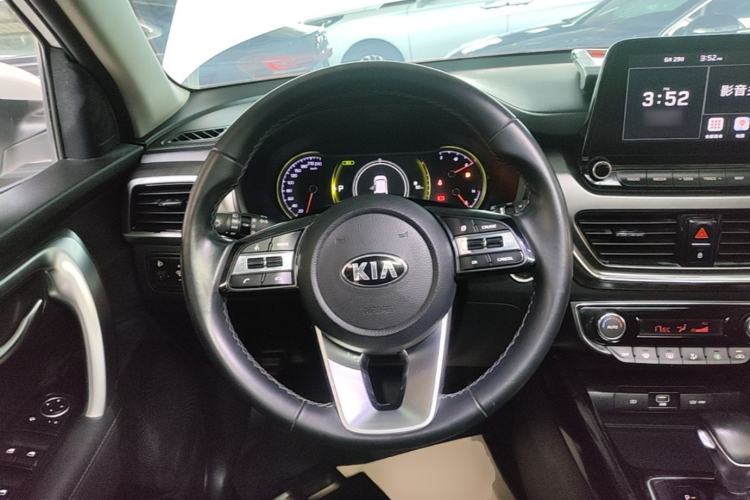 Used Kia Sportage R 2019 2.0L Automatic Smart Luxury Edition Steering Wheel
