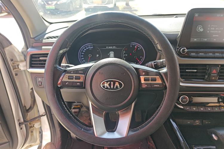 Used Kia Sportage R 2019 2.0L Automatic Smart Luxury Edition Steering Wheel