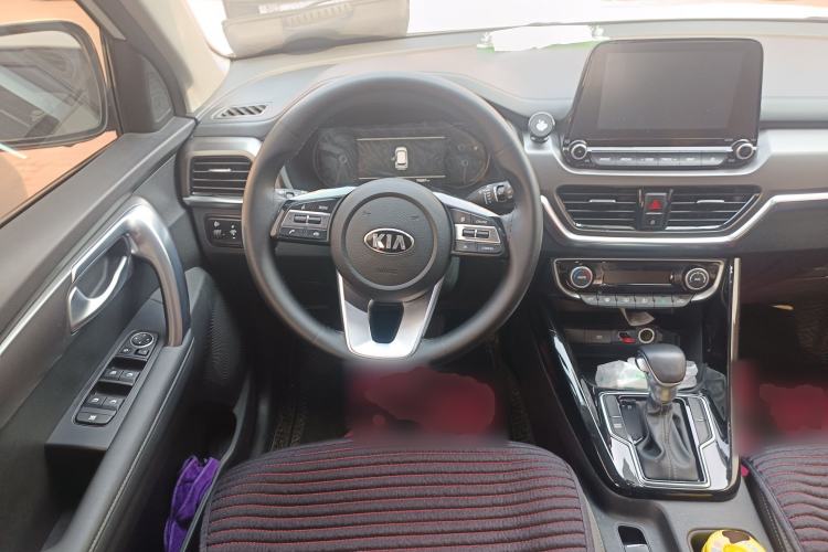 Used Kia Sportage R 2019 2.0L Automatic Smart Luxury Edition Steering Wheel