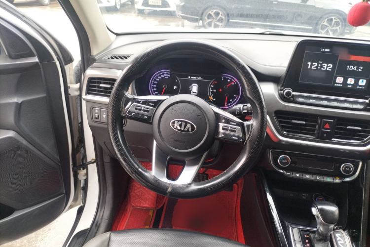 Used Kia Sportage R 2019 2.0L Automatic Smart Luxury Edition Steering Wheel