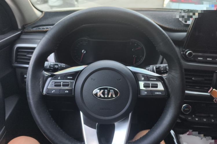 Used Kia Sportage R 2019 2.0L Automatic Smart Luxury Edition Steering Wheel