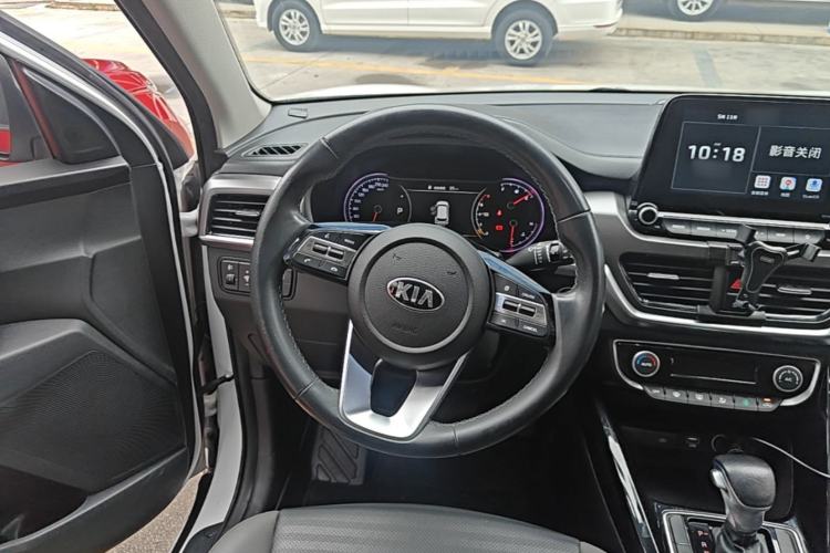 Used Kia Sportage R 2019 2.0L Automatic Smart Luxury Edition Steering Wheel