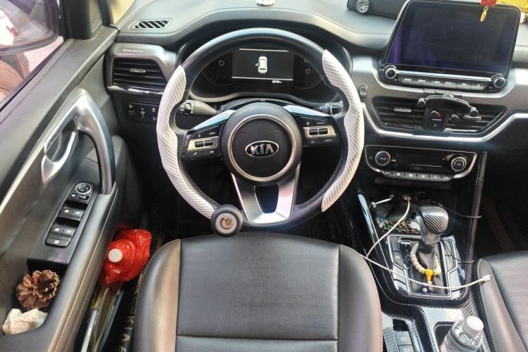 Used Kia Sportage R 2019 2.0L Automatic Smart Luxury Edition Steering Wheel