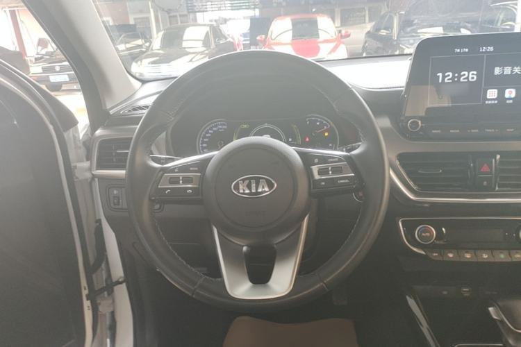 Used Kia Sportage R 2019 2.0L Automatic Smart Luxury Edition Steering Wheel