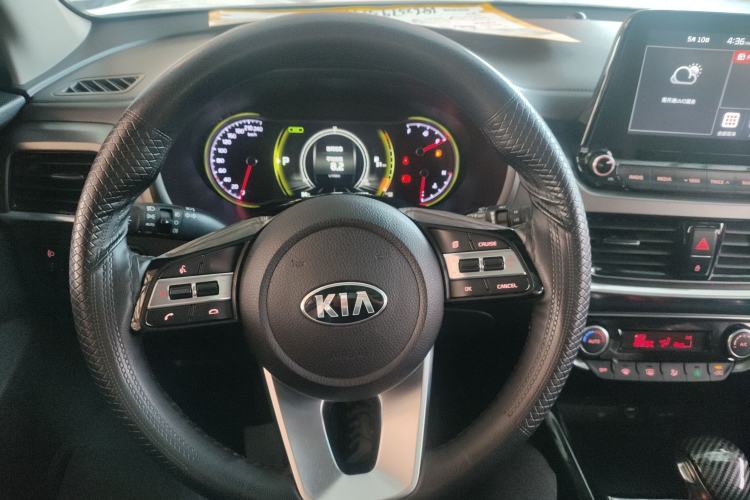 Used Kia Sportage R 2019 2.0L Automatic Smart Luxury Edition Steering Wheel