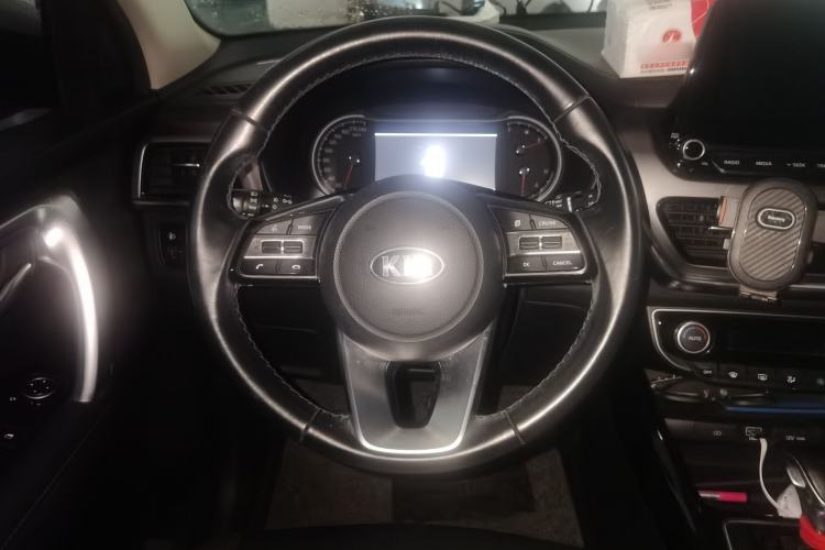 Used Kia Sportage R 2019 2.0L Automatic Smart Luxury Edition Steering Wheel
