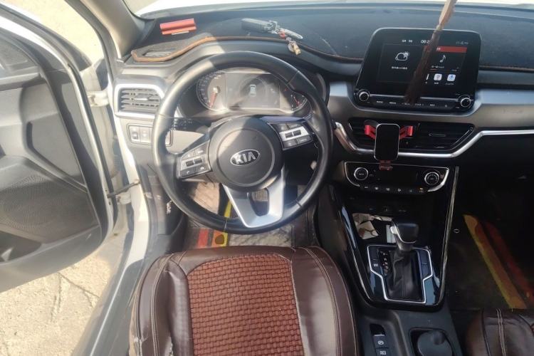 Used Kia Sportage R 2019 2.0L Automatic Smart Luxury Edition Steering Wheel