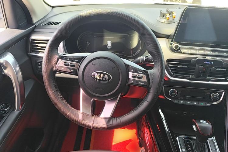 Used Kia Sportage R 2019 2.0L Automatic Smart Luxury Edition Steering Wheel