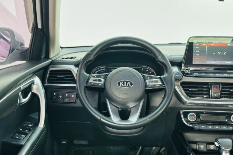Used Kia Sportage R 2019 2.0L Automatic Smart Luxury Edition Steering Wheel