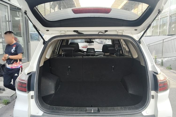 Used Kia Sportage R 2019 2.0L Automatic Smart Luxury Edition Trunk